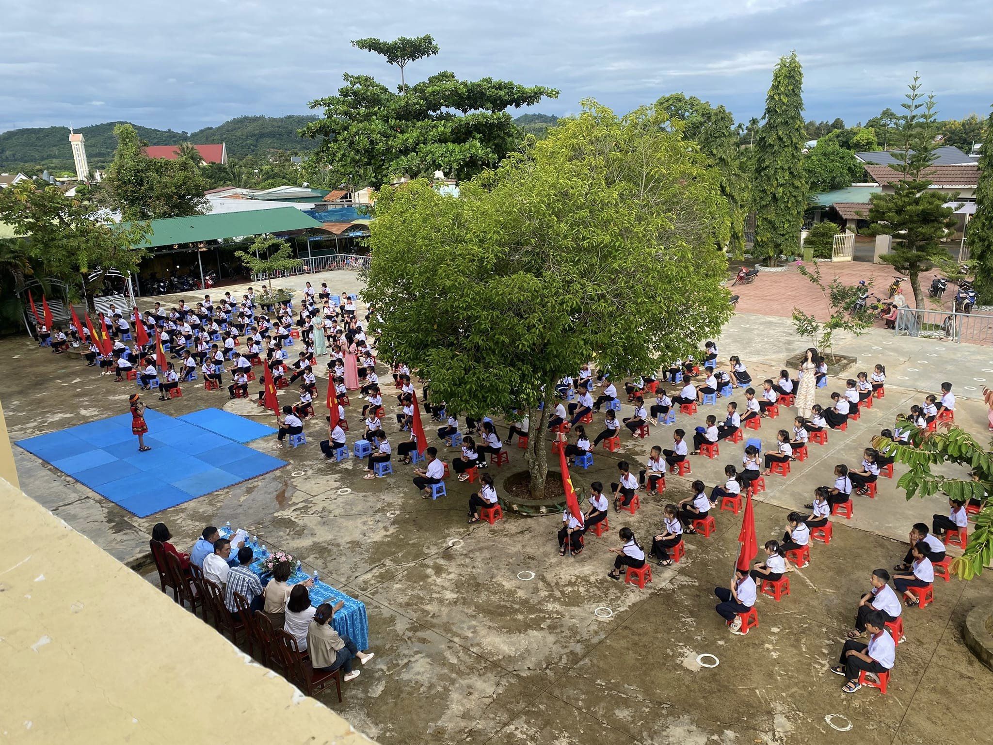 Toàn cảnh buổi lễ khai giảng