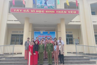 Trường TH Ngô Quyền kết hợp với Đội cảnh sát PCCC và CNCH Công an huyện CưKuin tổ chức sinh hoạt chủ điểm